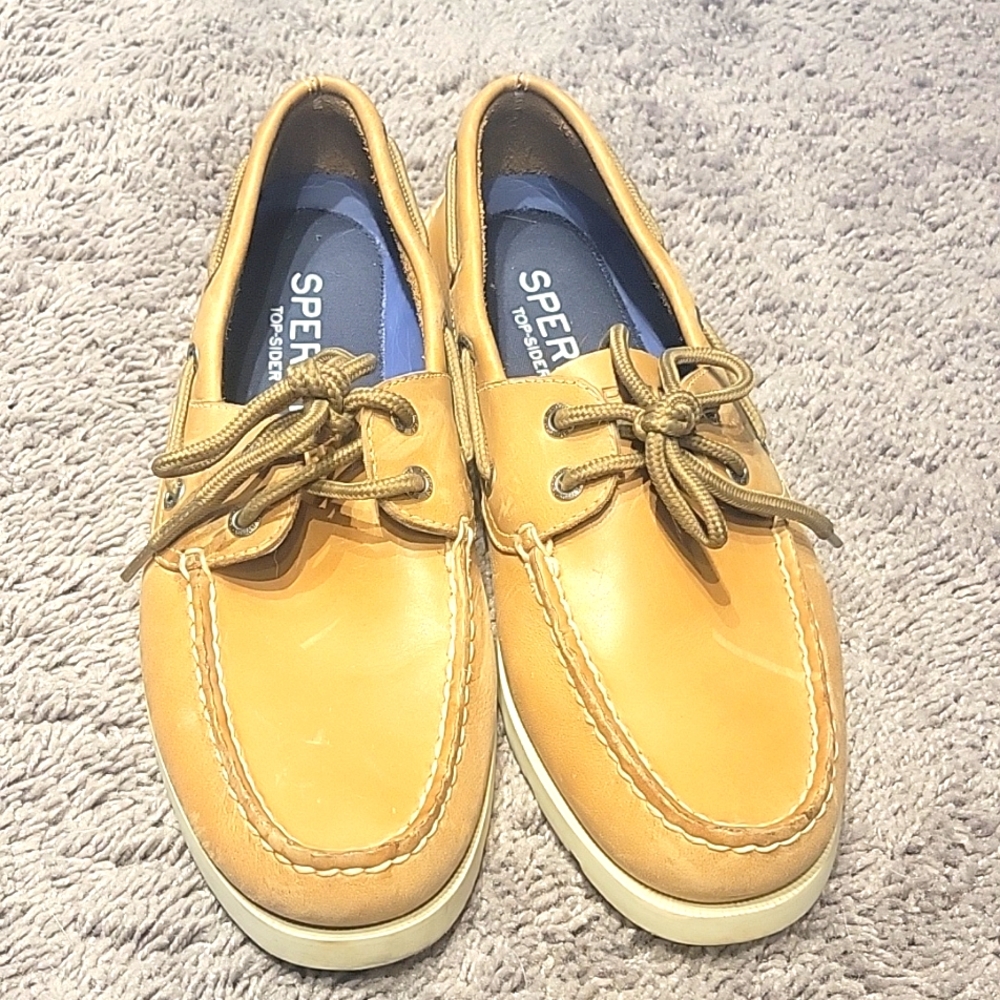 Mens size 8 Sperry Top-Sider, Tan